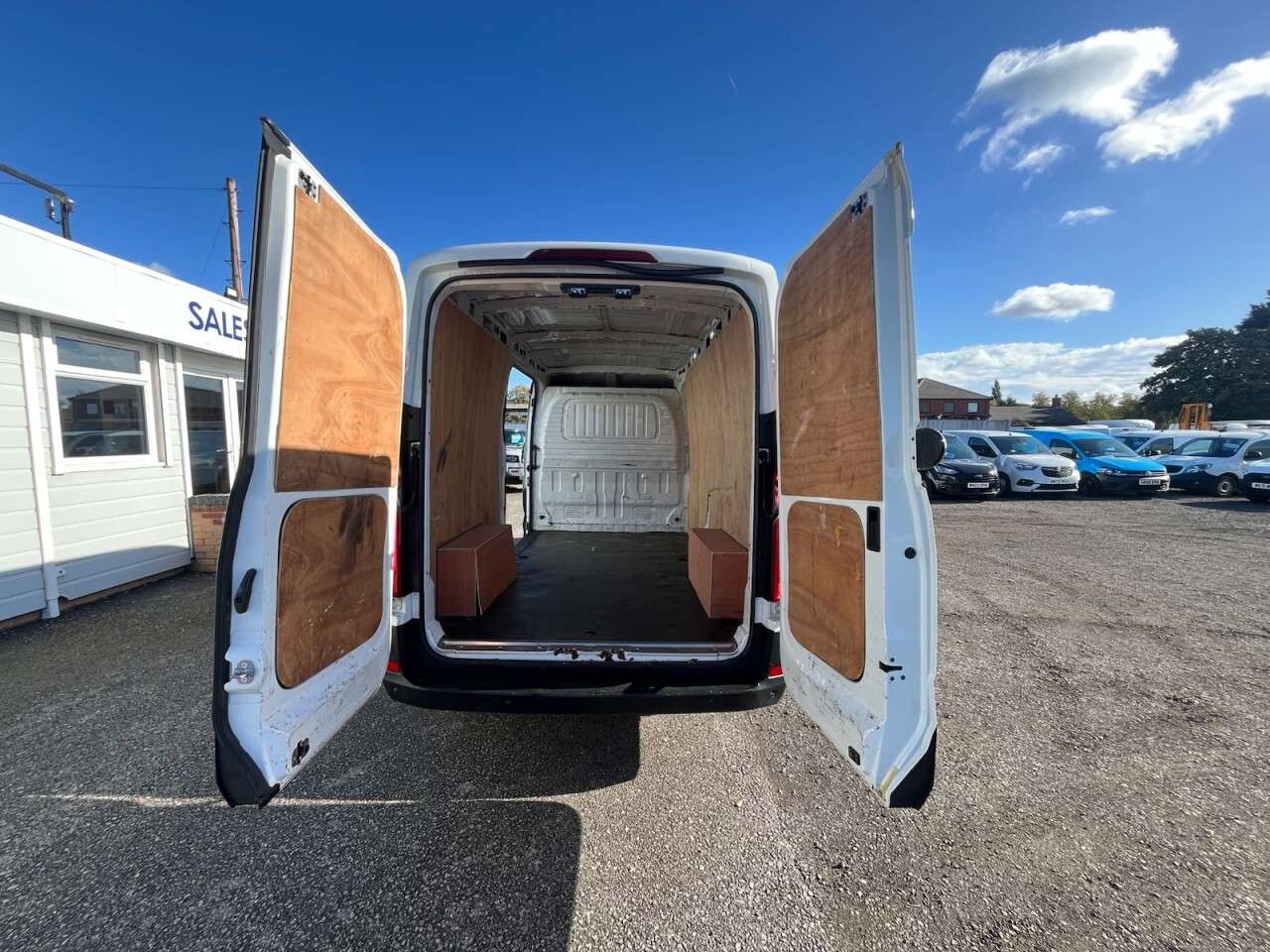 2023 MAXUS DELIVER 9 2023 MAXUS DELIVER 9