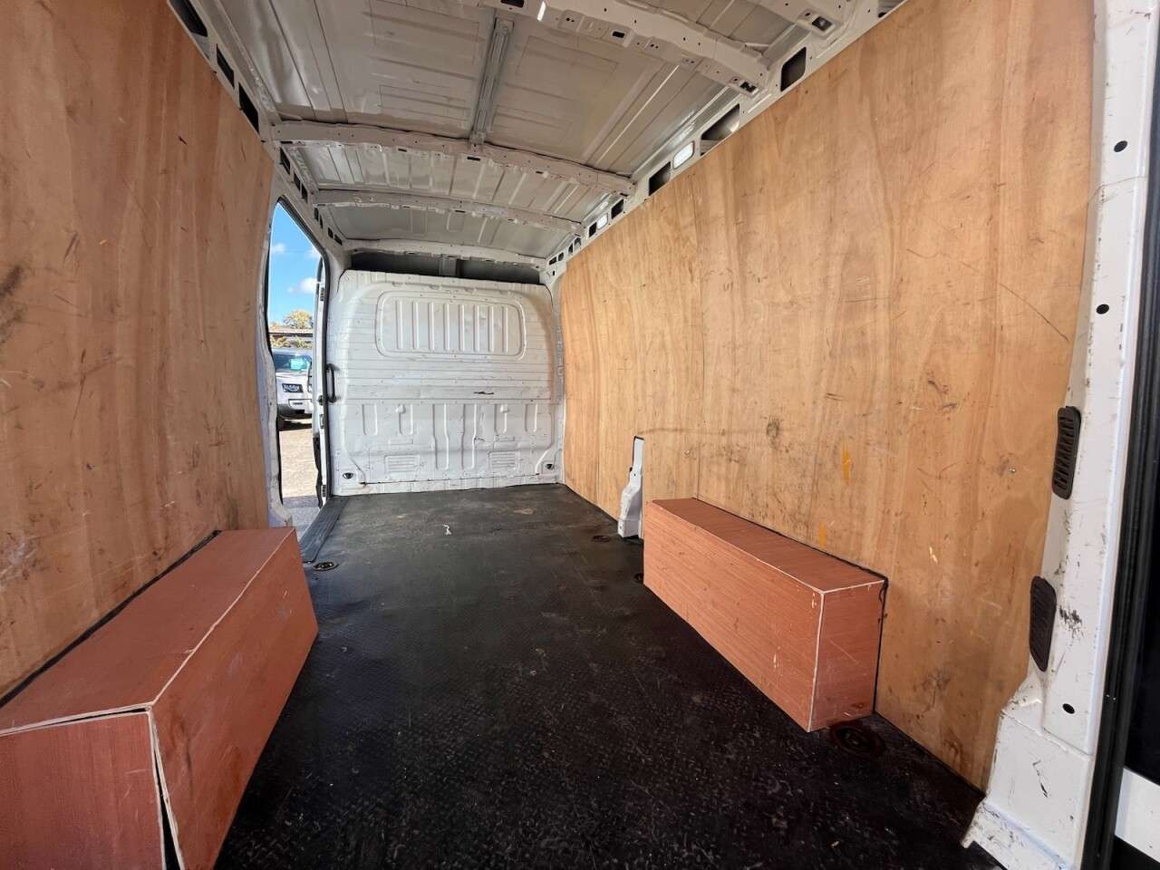 2023 MAXUS DELIVER 9 2023 MAXUS DELIVER 9