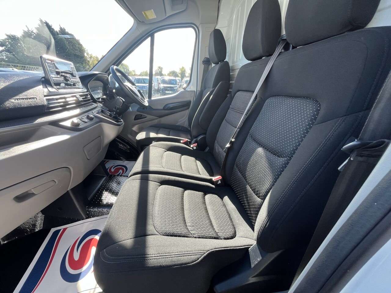 2023 MAXUS DELIVER 9 2023 MAXUS DELIVER 9