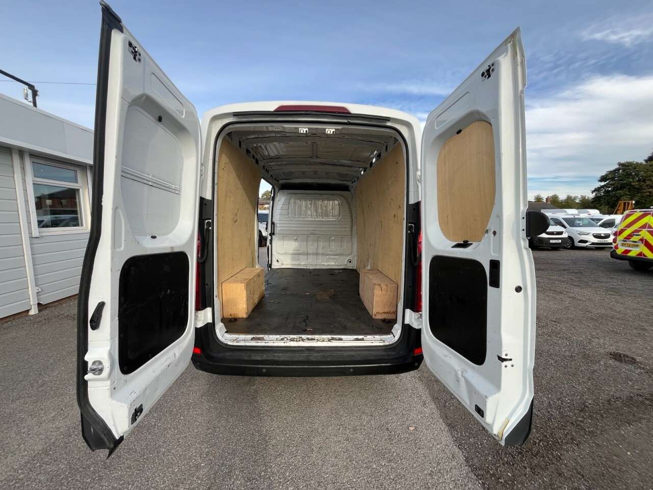 2023 MAXUS DELIVER 9 2023 MAXUS DELIVER 9