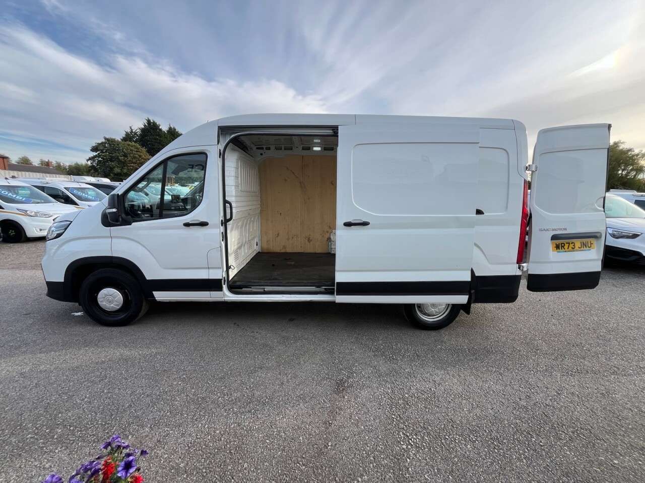 2023 MAXUS DELIVER 9 2023 MAXUS DELIVER 9