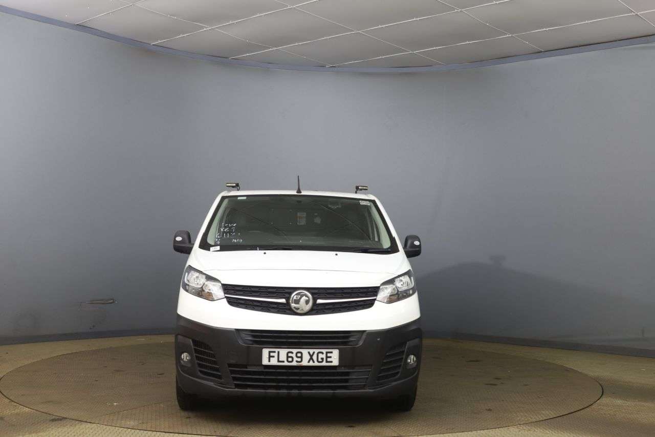 A 2019 VAUXHALL VIVARO 1.5 Turbo D 2900 Edition Panel Van 5dr Diesel Manual L1 H1 Euro 6 (s/s) (10 A 2019 VAUXHALL VIVARO 1.5 Turbo D 2900 Edition Panel Van 5dr Diesel Manual L1 H1 Euro 6 (s/s) (10