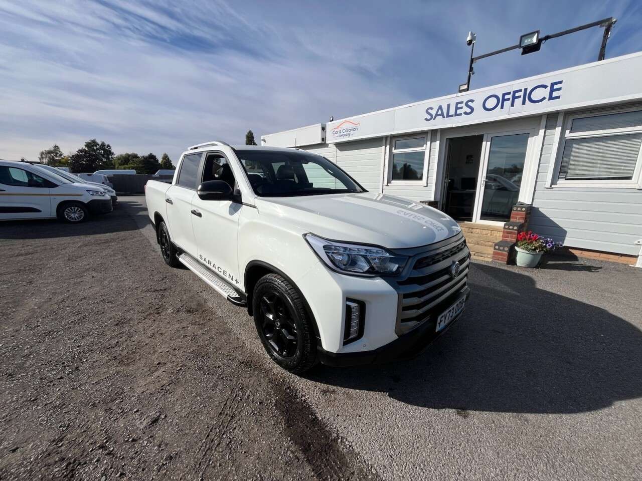 A 2023 SSANGYONG MUSSO 2.2D Saracen Plus Pickup Double Cab 4dr Diesel Auto 4WD LWB Euro 6 (202 ps) A 2023 SSANGYONG MUSSO 2.2D Saracen Plus Pickup Double Cab 4dr Diesel Auto 4WD LWB Euro 6 (202 ps)