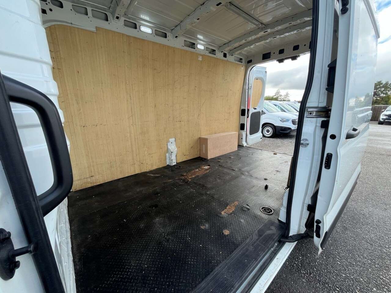 2023 MAXUS DELIVER 9 2023 MAXUS DELIVER 9