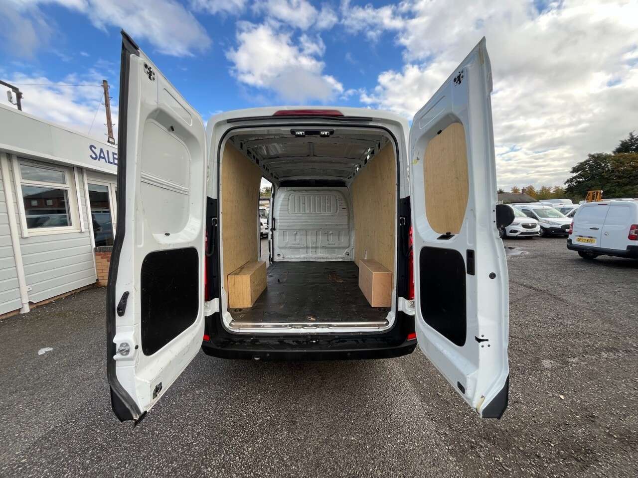2023 MAXUS DELIVER 9 2023 MAXUS DELIVER 9