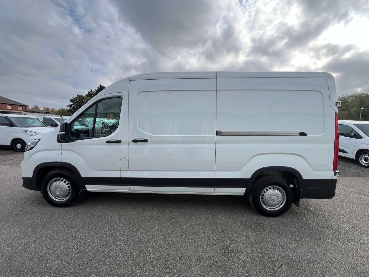 2024 MAXUS DELIVER 9 2024 MAXUS DELIVER 9