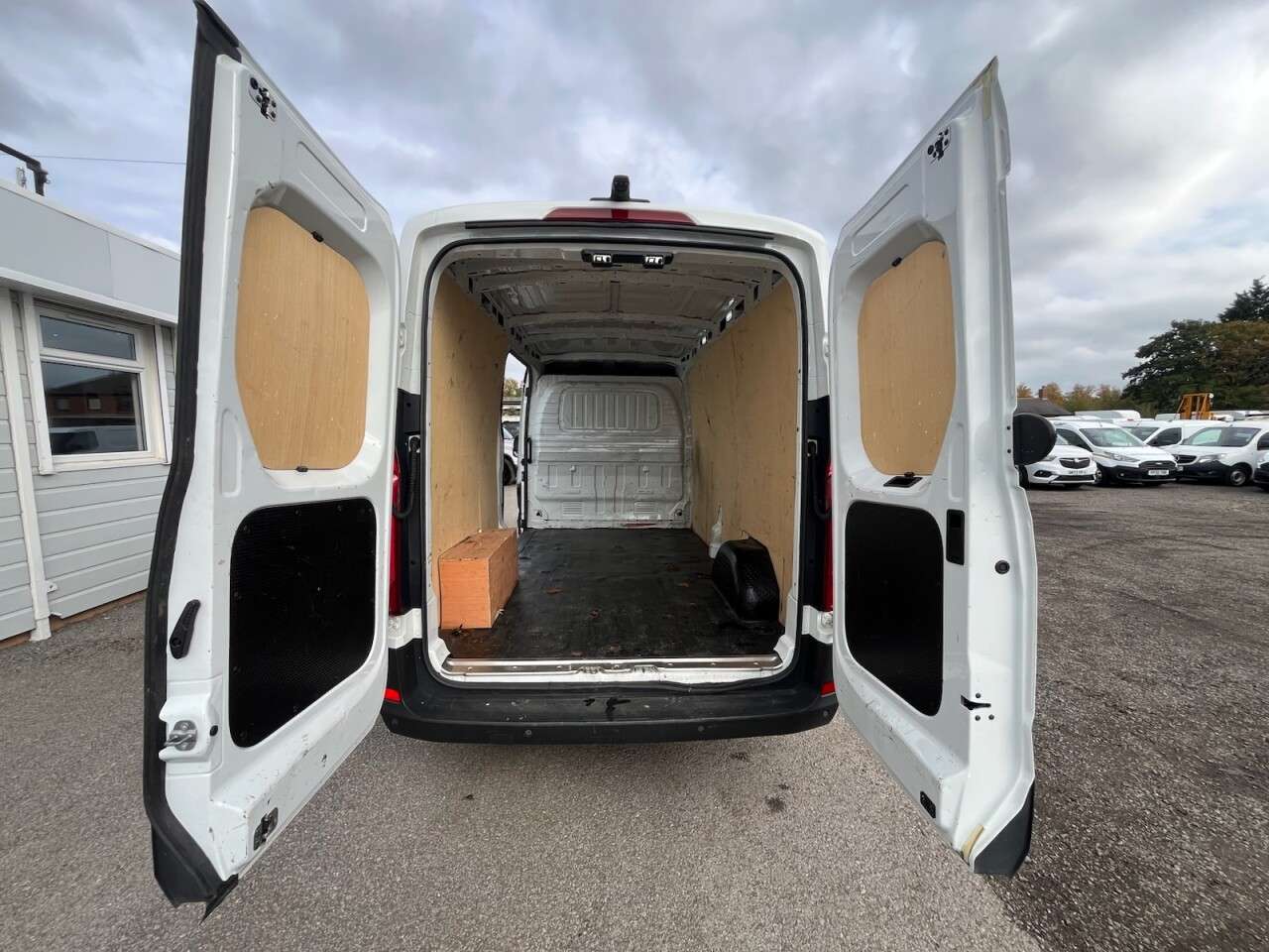 2024 MAXUS DELIVER 9 2024 MAXUS DELIVER 9