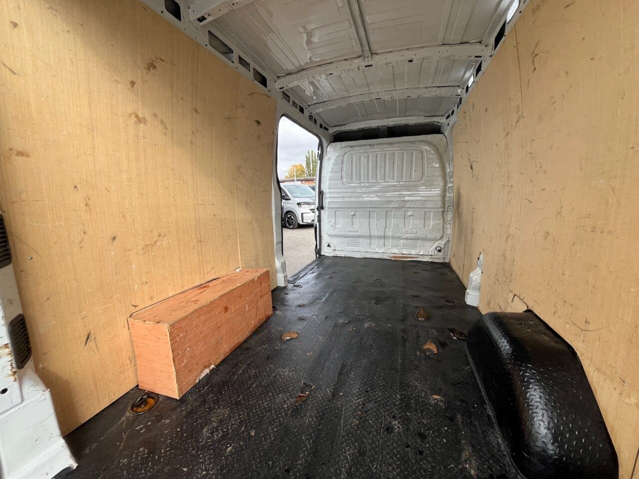 2024 MAXUS DELIVER 9 2024 MAXUS DELIVER 9