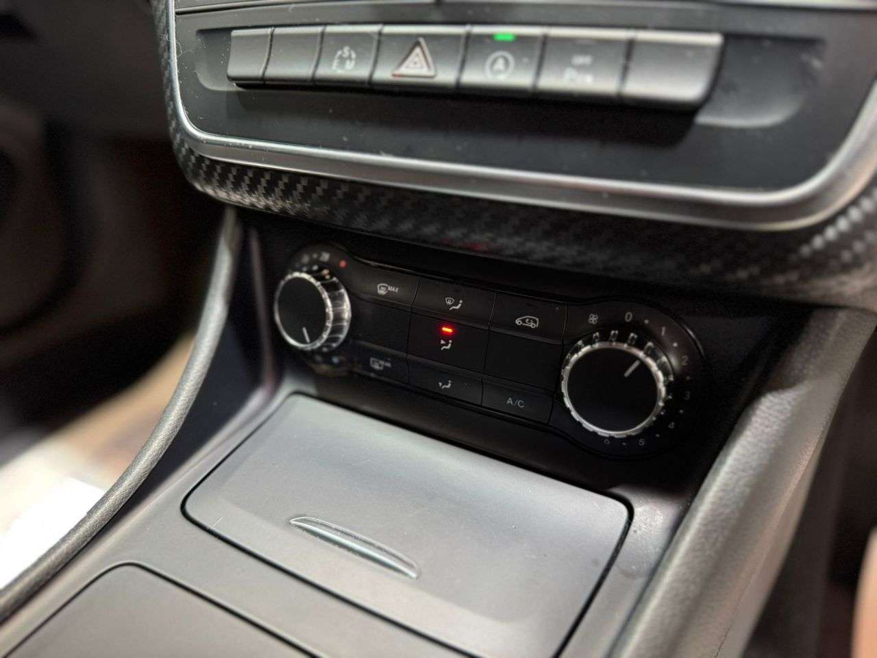 2015 MERCEDES-BENZ A-CLASS 2015 MERCEDES-BENZ A-CLASS