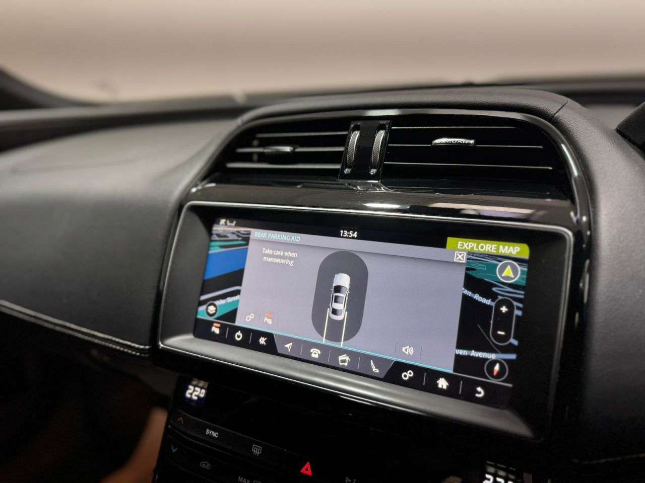 2018 JAGUAR XE 2018 JAGUAR XE