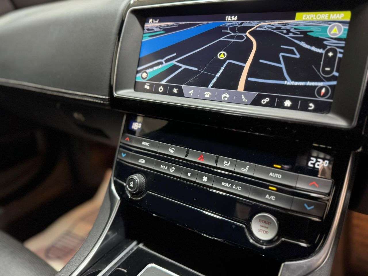 2018 JAGUAR XE 2018 JAGUAR XE