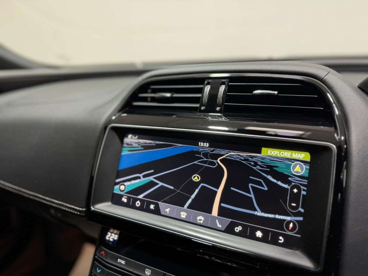 2018 JAGUAR XE 2018 JAGUAR XE