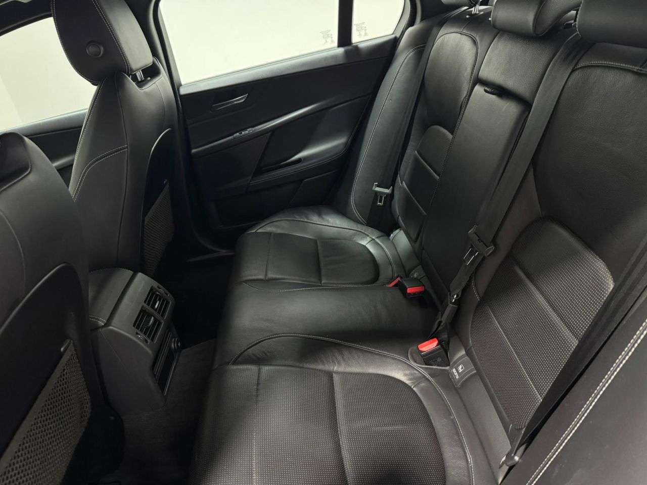 2018 JAGUAR XE 2018 JAGUAR XE