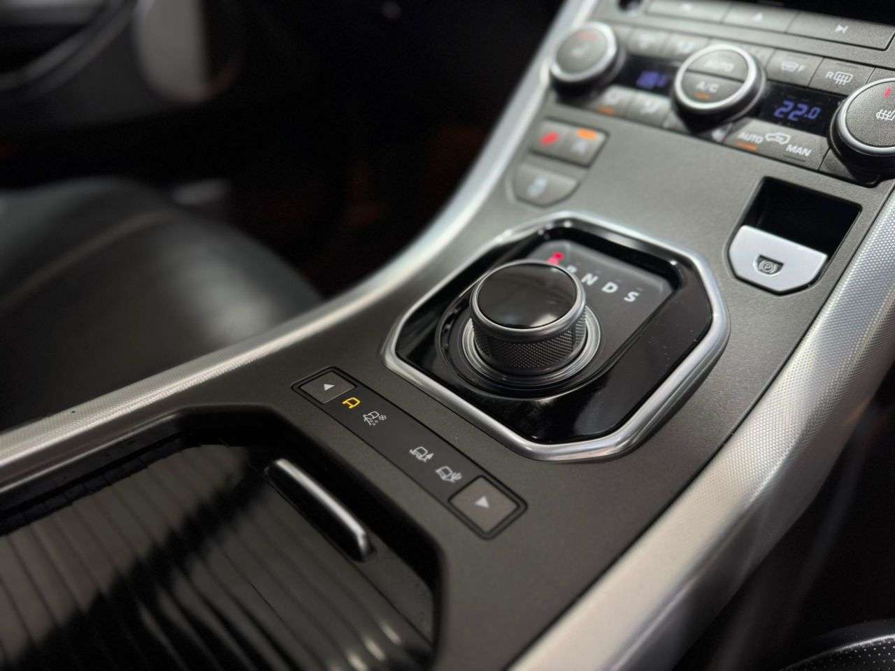 2016 LAND ROVER RANGE ROVER EVOQUE 2016 LAND ROVER RANGE ROVER EVOQUE