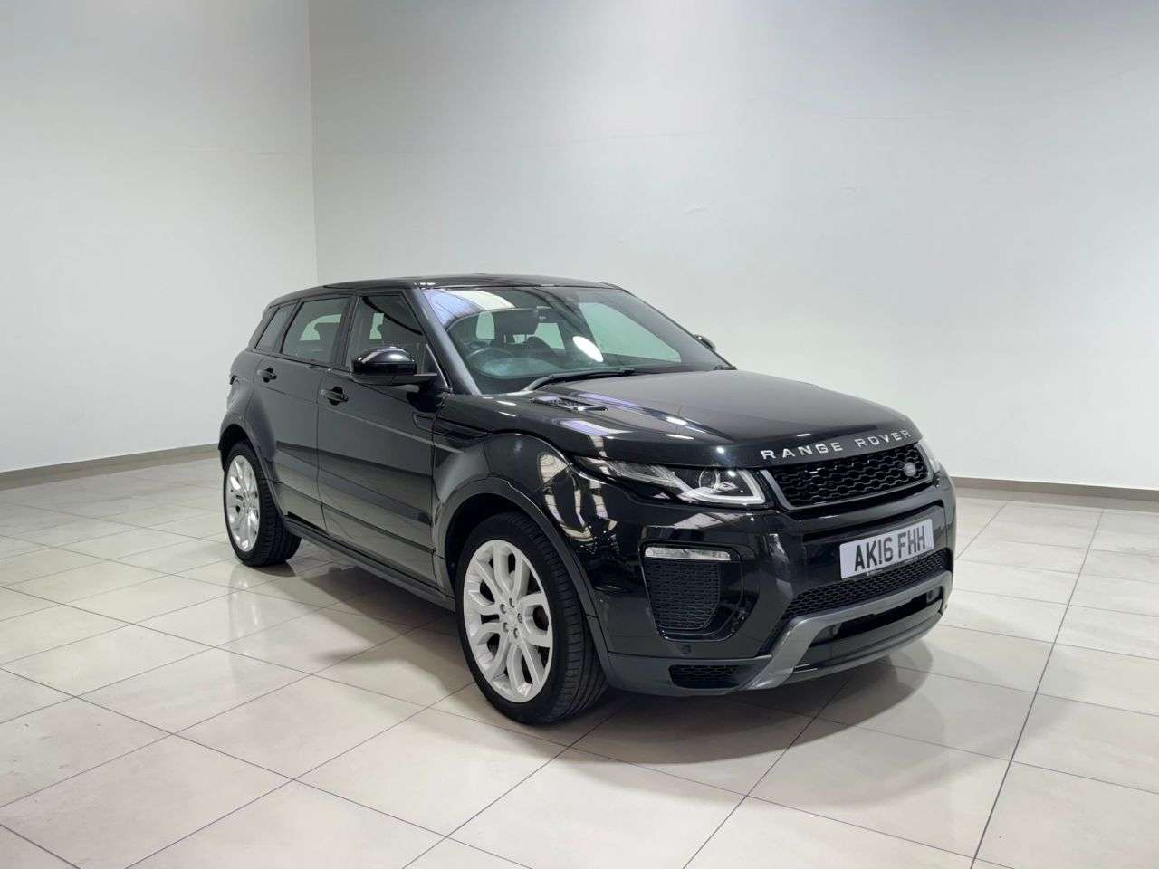A 2016 LAND ROVER RANGE ROVER EVOQUE 2.0 TD4 HSE Dynamic SUV 5dr Diesel Auto 4WD Euro 6 (s/s) (180 ps) NATIONWID A 2016 LAND ROVER RANGE ROVER EVOQUE 2.0 TD4 HSE Dynamic SUV 5dr Diesel Auto 4WD Euro 6 (s/s) (180 ps) NATIONWID