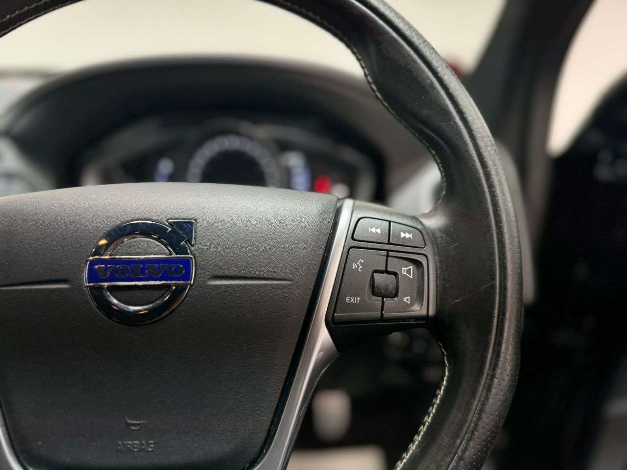 2016 VOLVO XC60 2016 VOLVO XC60