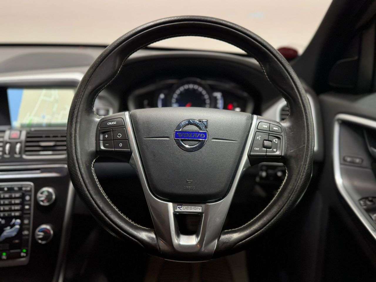 2016 VOLVO XC60 2016 VOLVO XC60