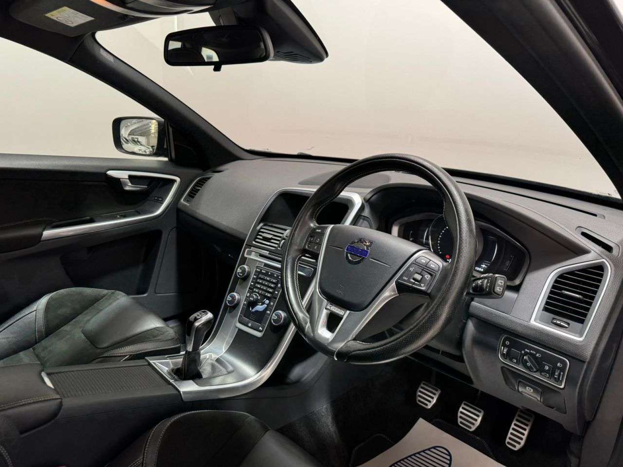 2016 VOLVO XC60 2016 VOLVO XC60