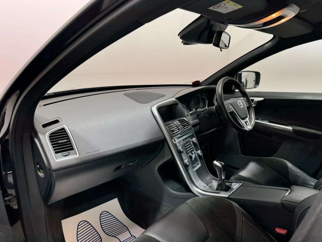 2016 VOLVO XC60 2016 VOLVO XC60