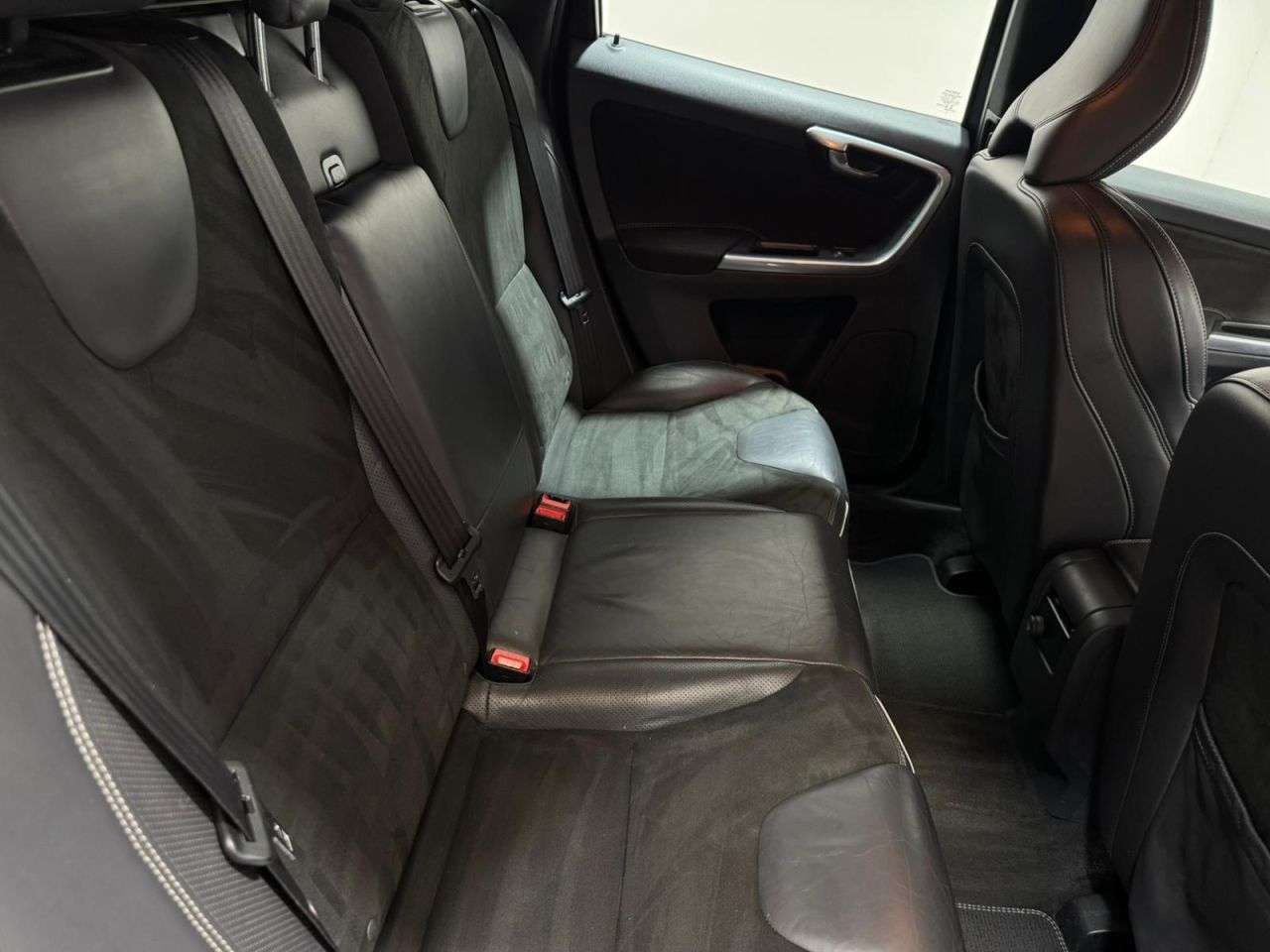 2016 VOLVO XC60 2016 VOLVO XC60