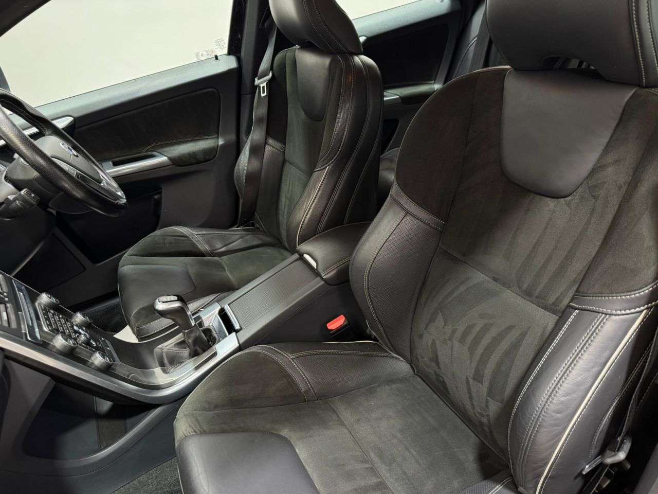 2016 VOLVO XC60 2016 VOLVO XC60