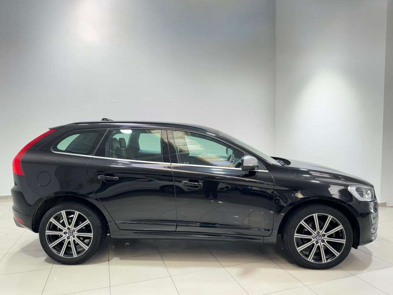 2016 VOLVO XC60 2016 VOLVO XC60