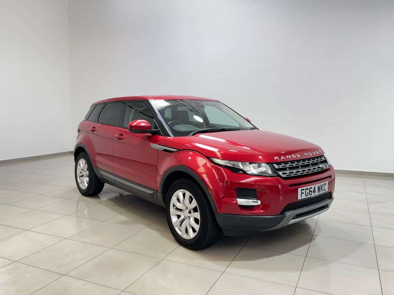 A 2014 LAND ROVER RANGE ROVER EVOQUE 2.2 SD4 Pure SUV 5dr Diesel Manual 4WD Euro 5 (s/s) (190 ps) NATIONWIDE DEL A 2014 LAND ROVER RANGE ROVER EVOQUE 2.2 SD4 Pure SUV 5dr Diesel Manual 4WD Euro 5 (s/s) (190 ps) NATIONWIDE DEL