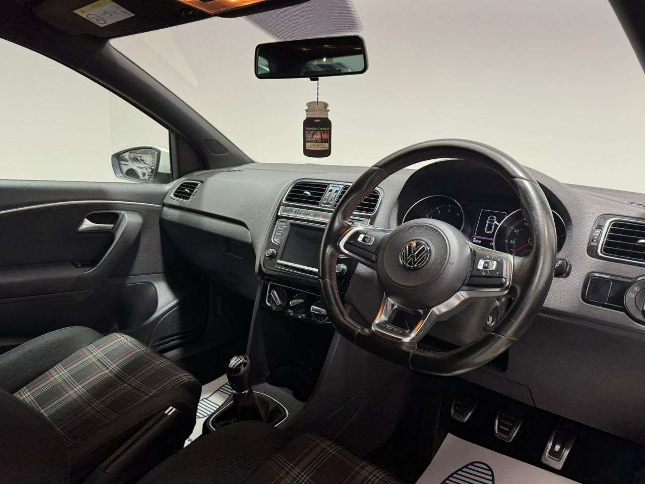 2017 VOLKSWAGEN POLO 2017 VOLKSWAGEN POLO
