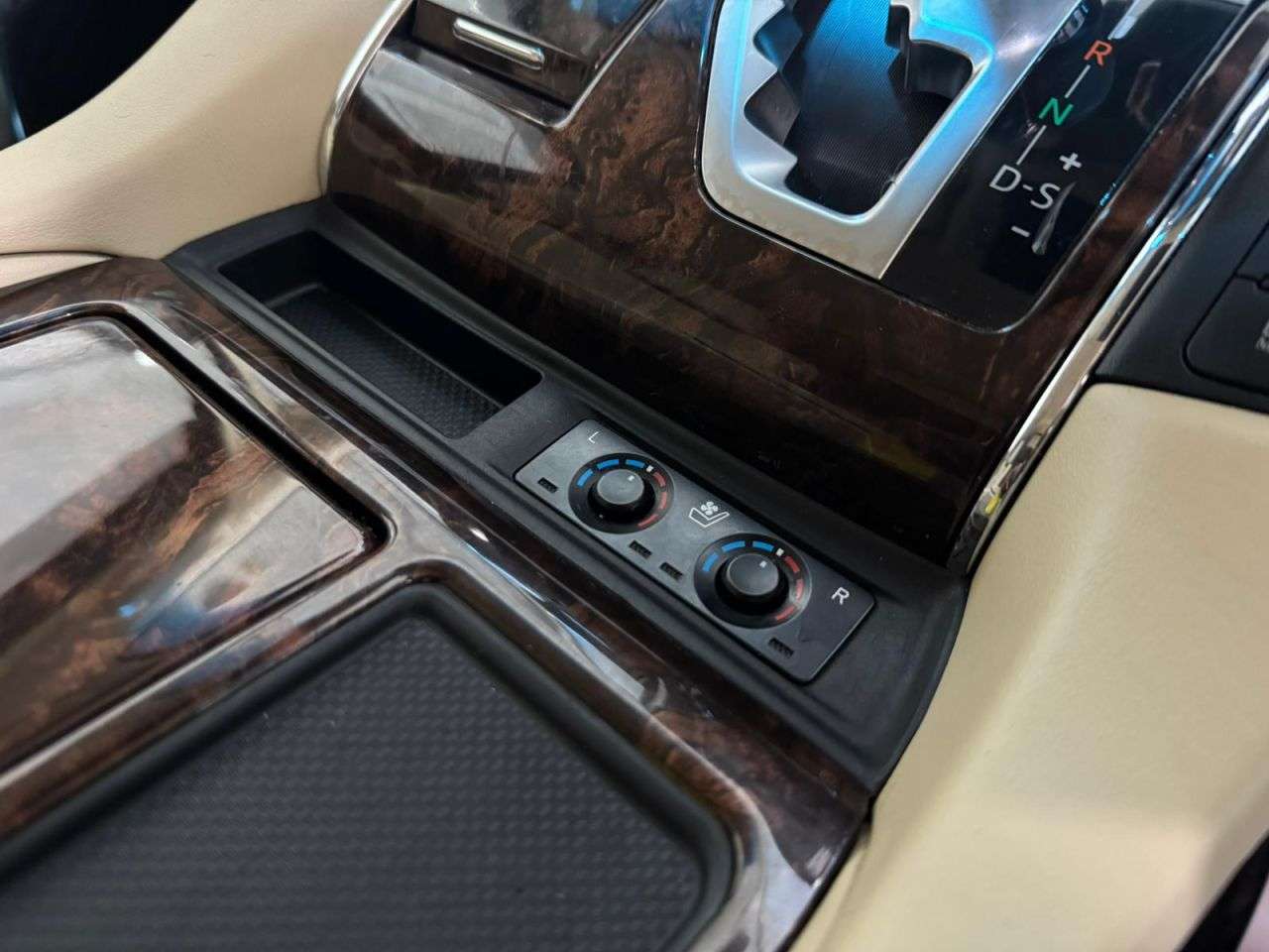 2019 TOYOTA ALPHARD 2019 TOYOTA ALPHARD