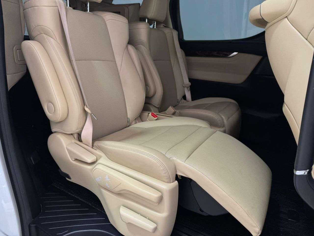 2019 TOYOTA ALPHARD 2019 TOYOTA ALPHARD