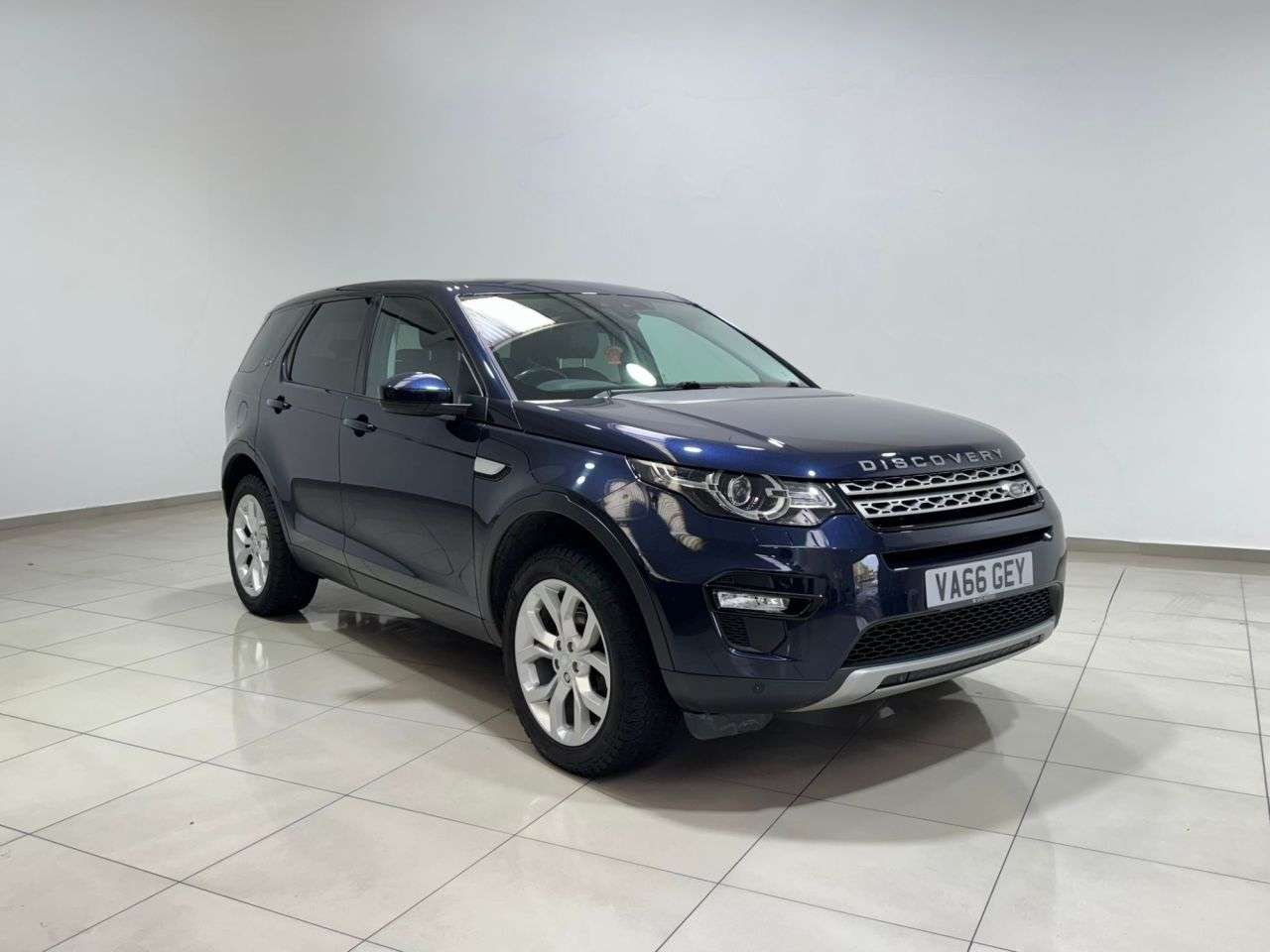 A 2016 LAND ROVER DISCOVERY SPORT 2.0 TD4 HSE SUV 5dr Diesel Auto 4WD Euro 6 (s/s) (180 ps) NATIONWIDE DELIVE A 2016 LAND ROVER DISCOVERY SPORT 2.0 TD4 HSE SUV 5dr Diesel Auto 4WD Euro 6 (s/s) (180 ps) NATIONWIDE DELIVE
