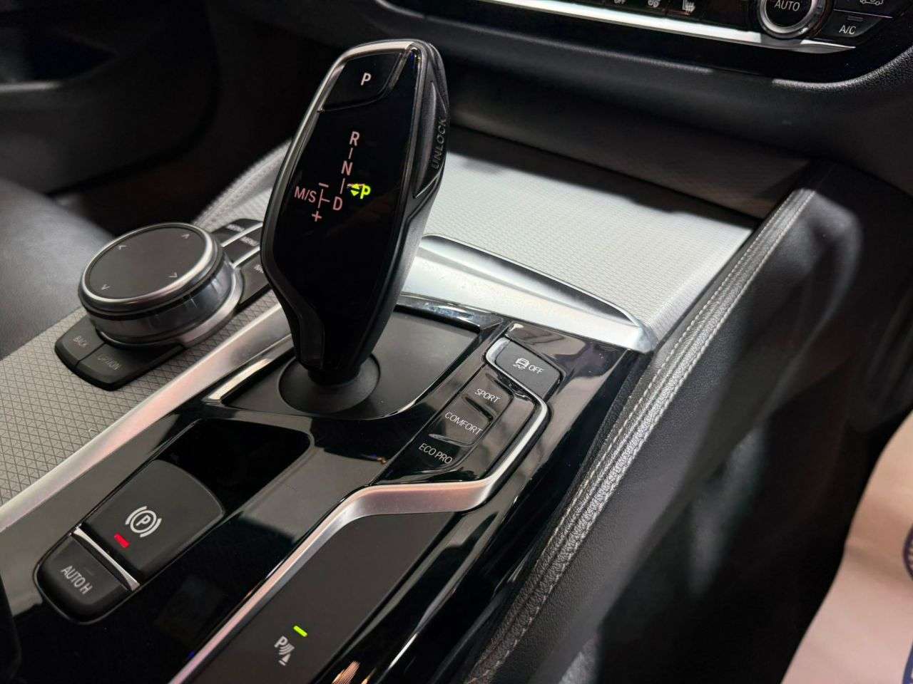 2018 BMW 5 SERIES 2018 BMW 5 SERIES