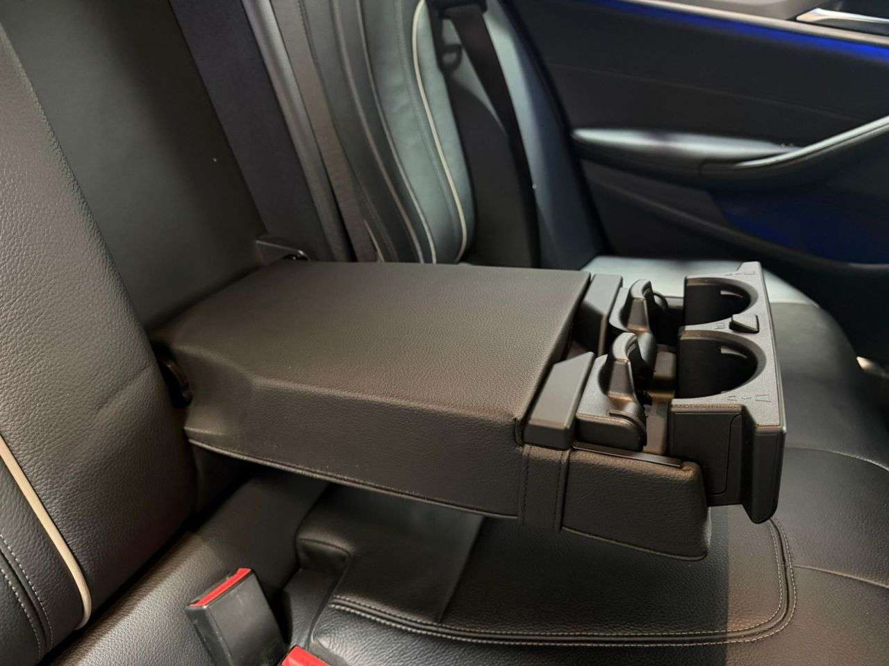 2018 BMW 5 SERIES 2018 BMW 5 SERIES