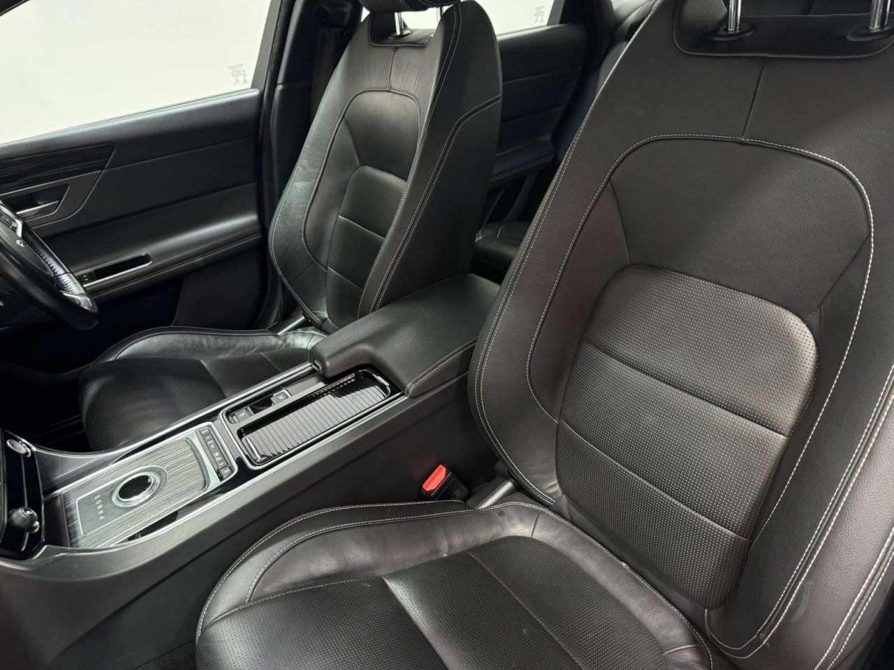 2017 JAGUAR XF 2017 JAGUAR XF