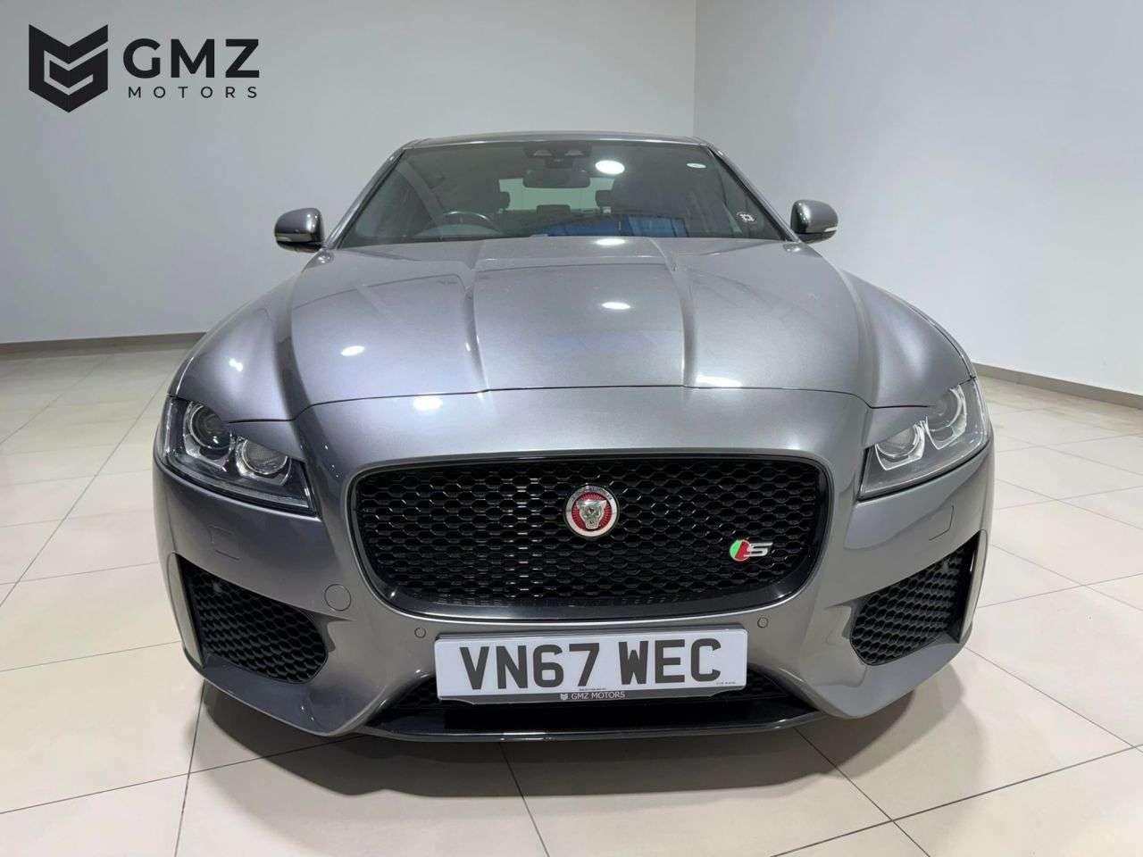 A 2017 JAGUAR XF 3.0 V6 S Saloon 4dr Petrol Auto Euro 6 (s/s) (380 ps) NATIONWIDE DELIVERY A 2017 JAGUAR XF 3.0 V6 S Saloon 4dr Petrol Auto Euro 6 (s/s) (380 ps) NATIONWIDE DELIVERY