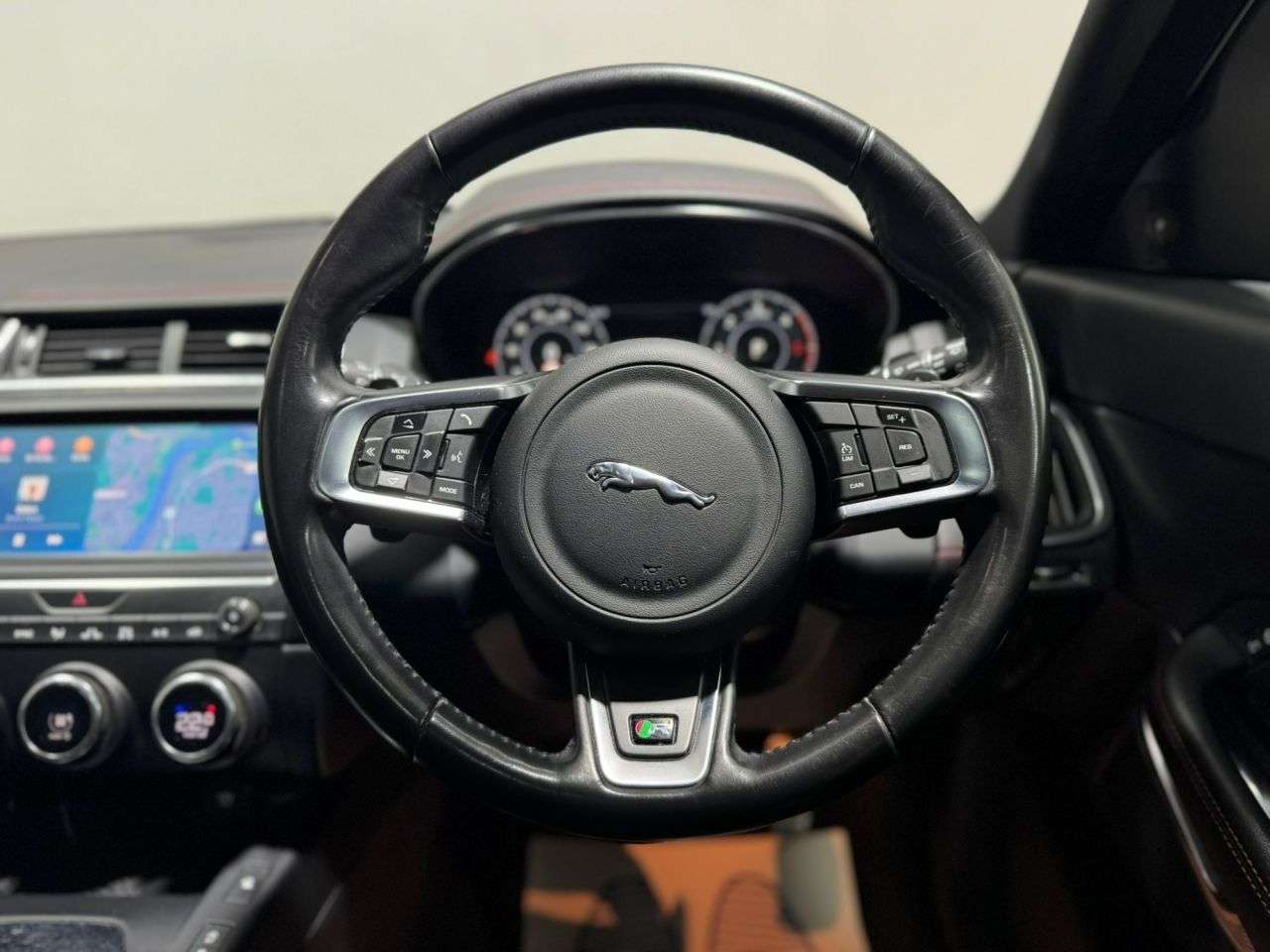 2019 JAGUAR E-PACE 2019 JAGUAR E-PACE