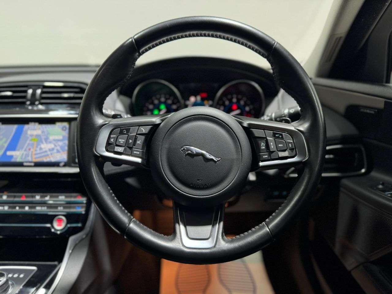 2017 JAGUAR XE 2017 JAGUAR XE