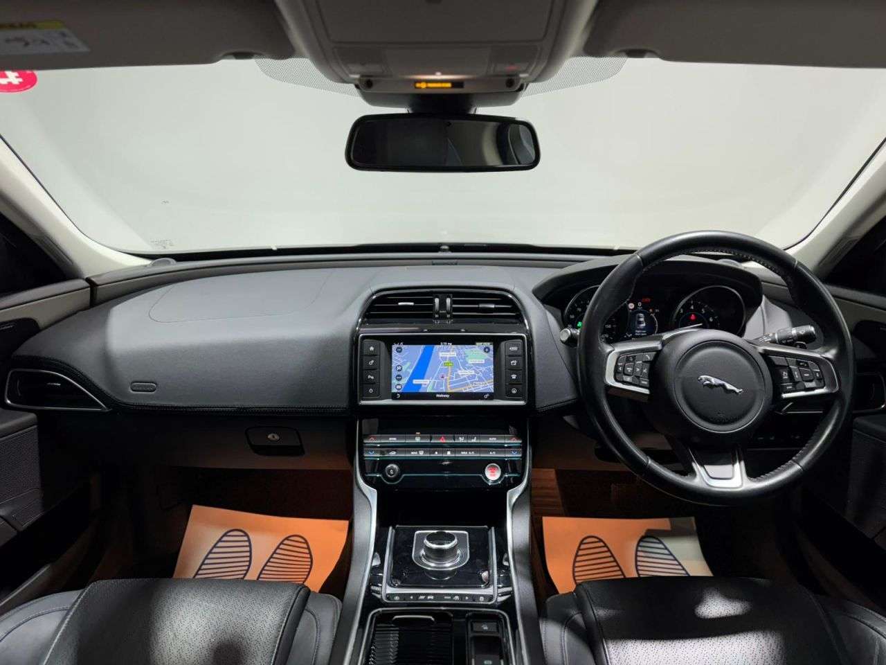 2017 JAGUAR XE 2017 JAGUAR XE