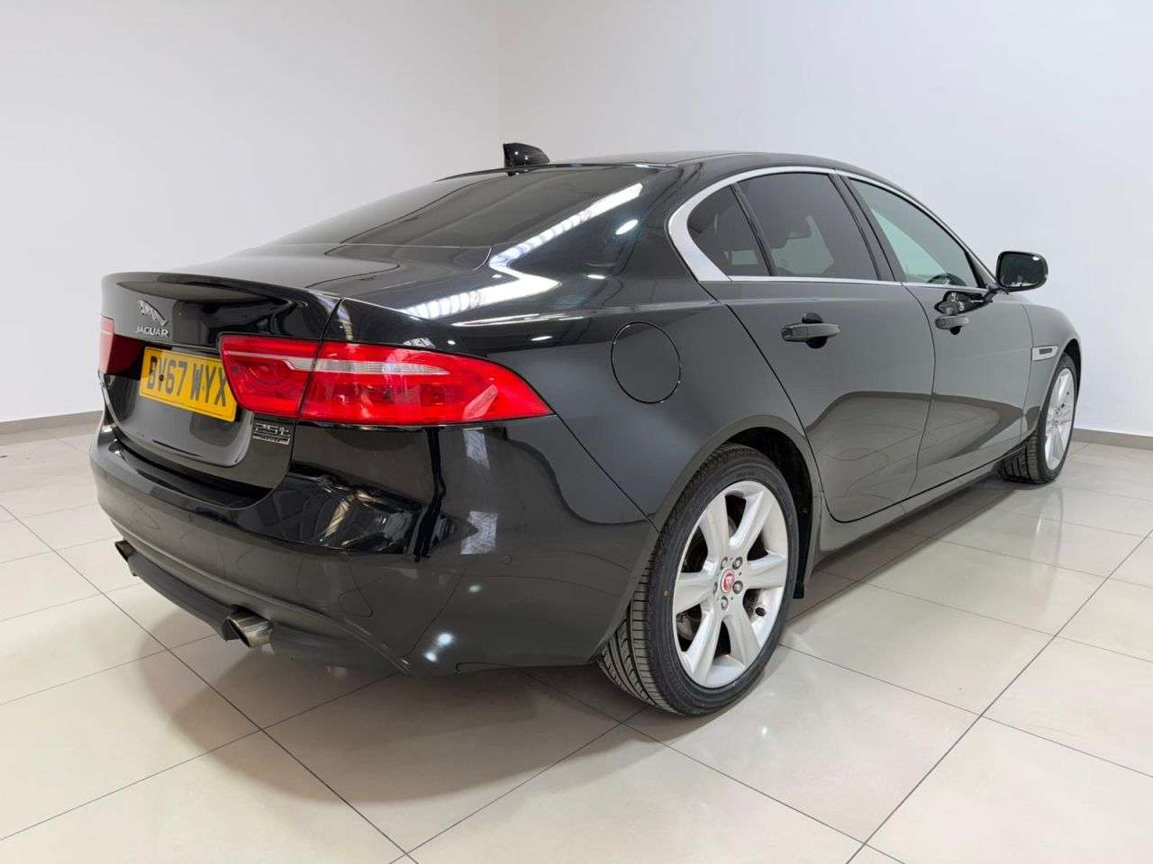 2017 JAGUAR XE 2017 JAGUAR XE