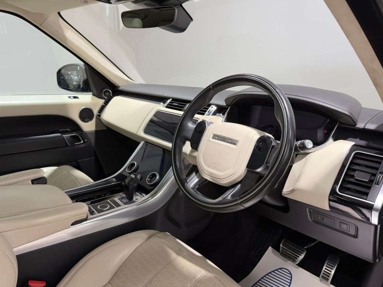 2019 LAND ROVER RANGE ROVER SPORT 2019 LAND ROVER RANGE ROVER SPORT