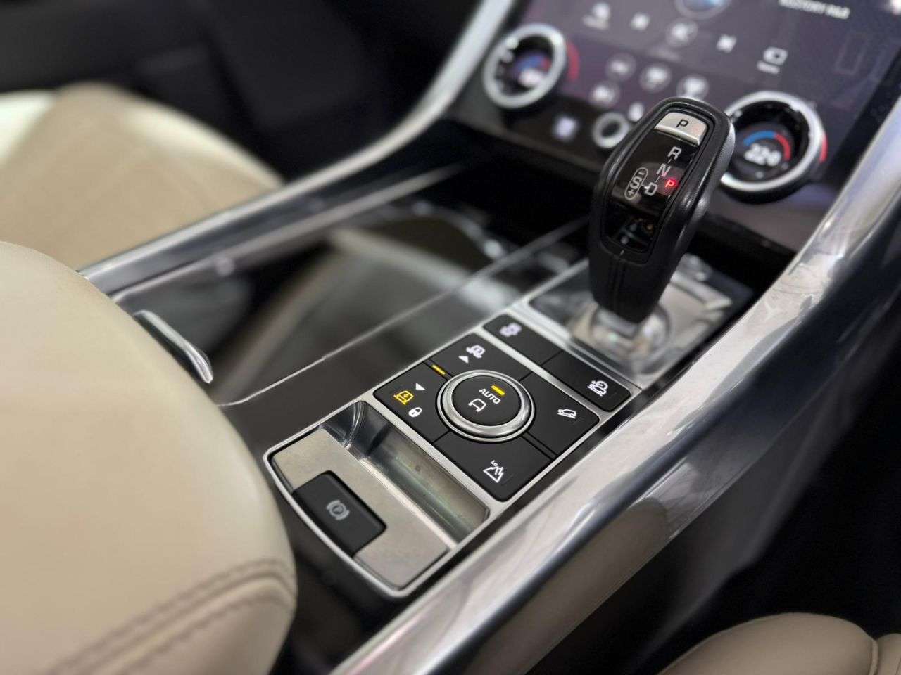 2019 LAND ROVER RANGE ROVER SPORT 2019 LAND ROVER RANGE ROVER SPORT