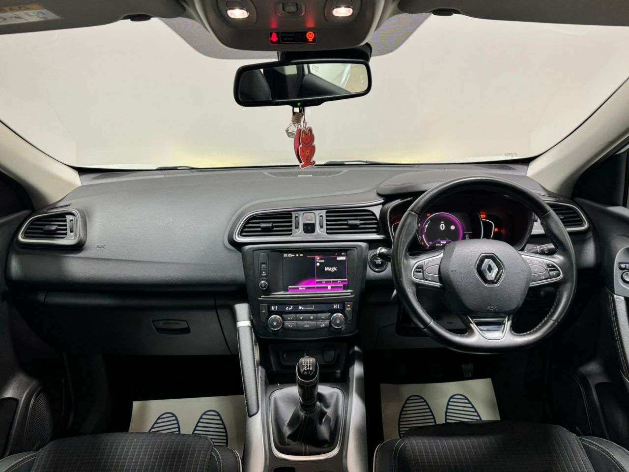 2016 RENAULT KADJAR 2016 RENAULT KADJAR