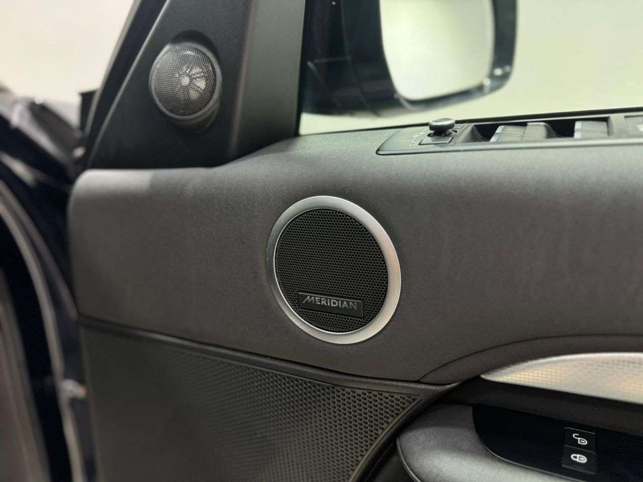 2019 LAND ROVER DISCOVERY 2019 LAND ROVER DISCOVERY