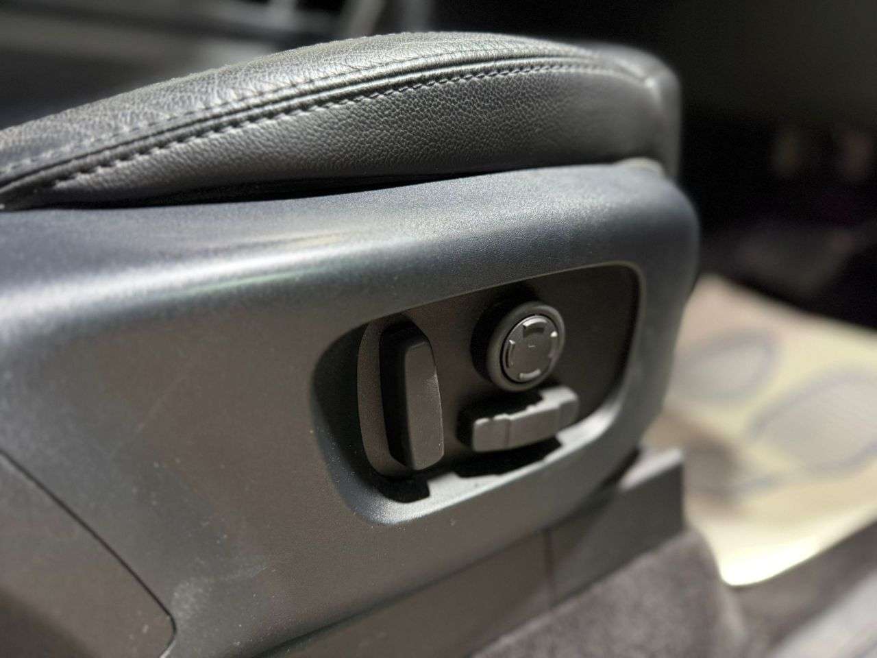 2019 LAND ROVER DISCOVERY 2019 LAND ROVER DISCOVERY