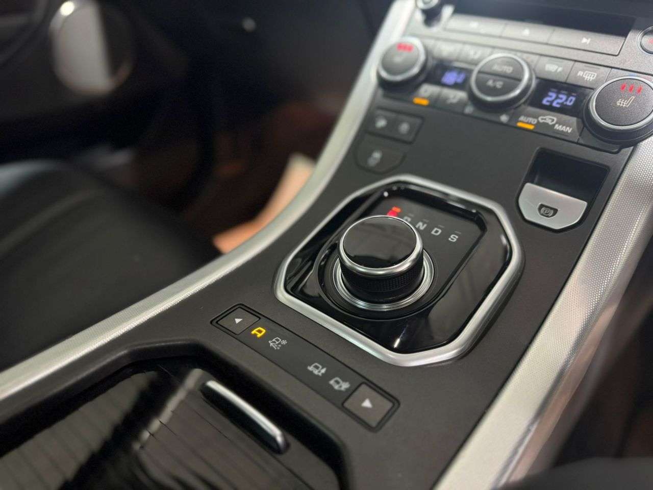 2018 LAND ROVER RANGE ROVER EVOQUE 2018 LAND ROVER RANGE ROVER EVOQUE