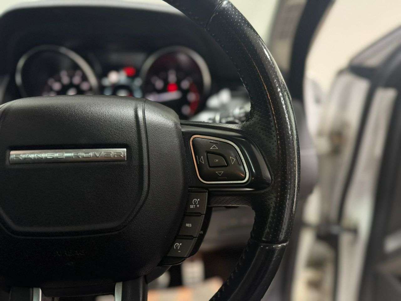 2018 LAND ROVER RANGE ROVER EVOQUE 2018 LAND ROVER RANGE ROVER EVOQUE