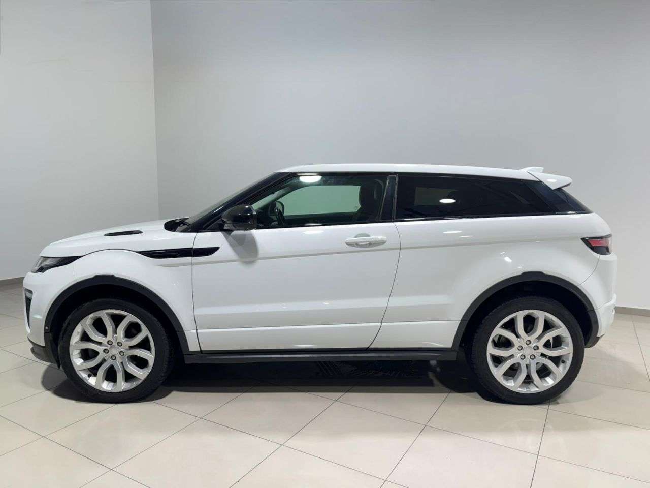 2018 LAND ROVER RANGE ROVER EVOQUE 2018 LAND ROVER RANGE ROVER EVOQUE