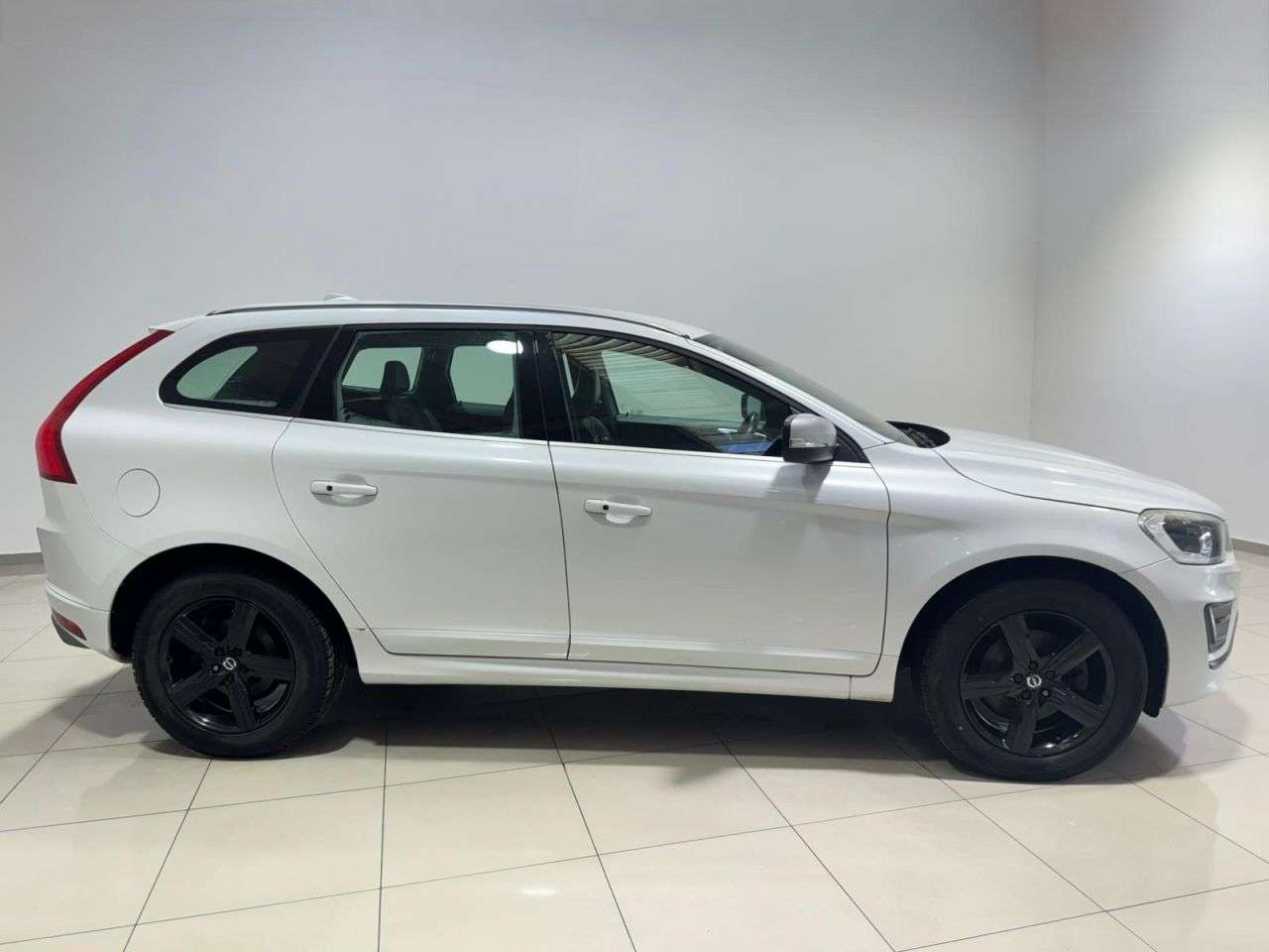 2016 VOLVO XC60 2016 VOLVO XC60