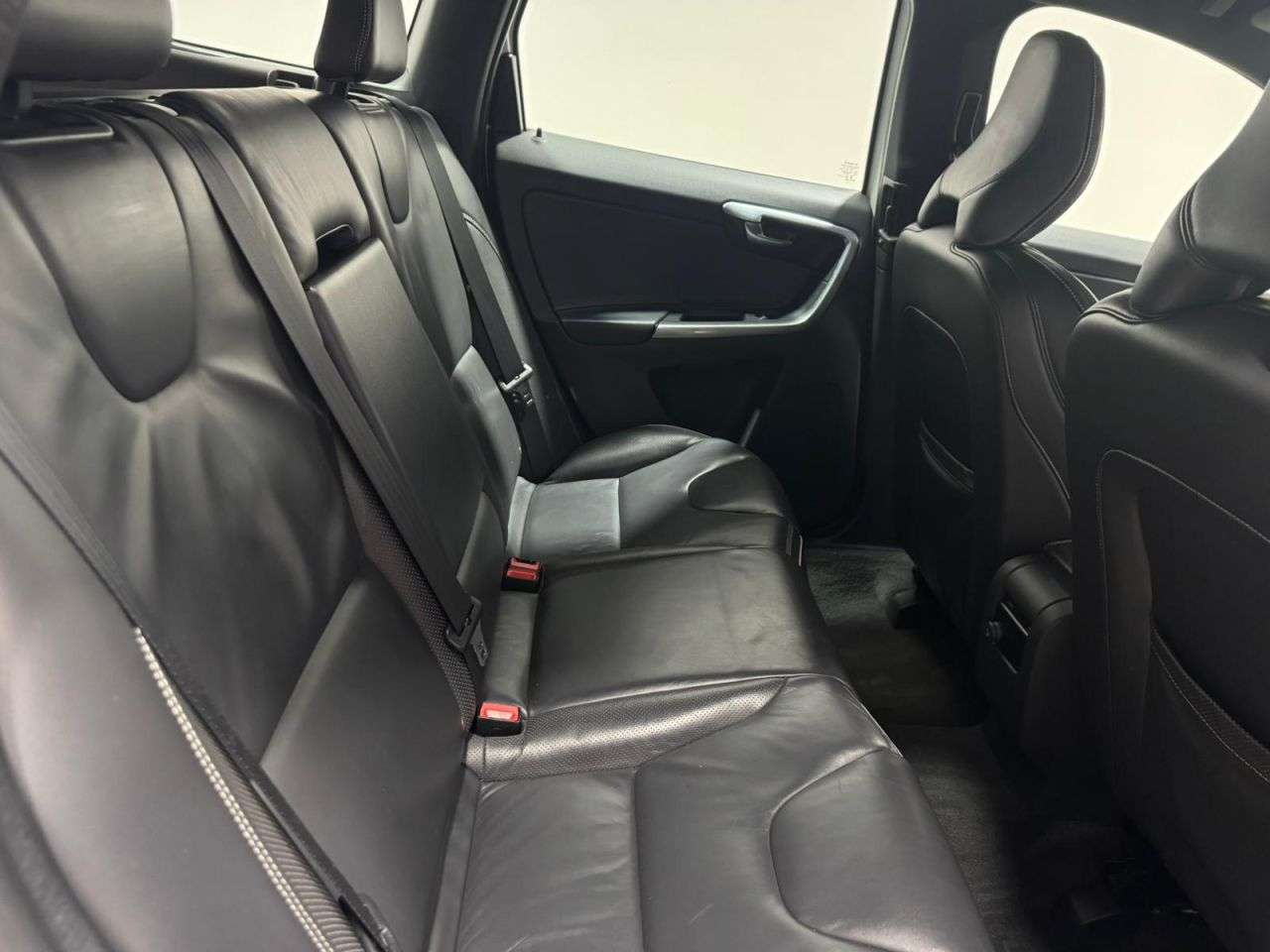 2016 VOLVO XC60 2016 VOLVO XC60