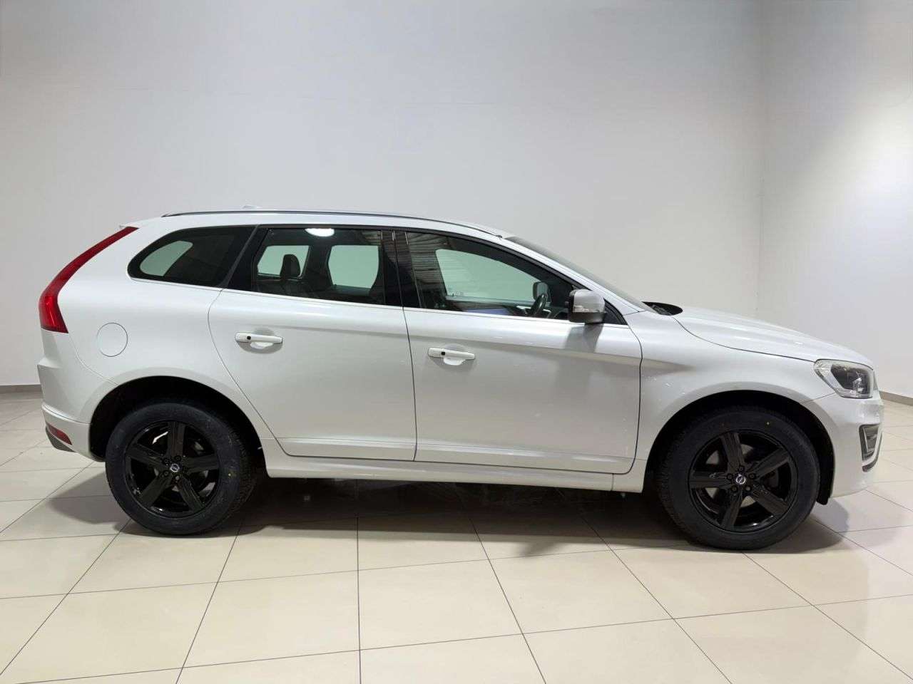 2016 VOLVO XC60 2016 VOLVO XC60